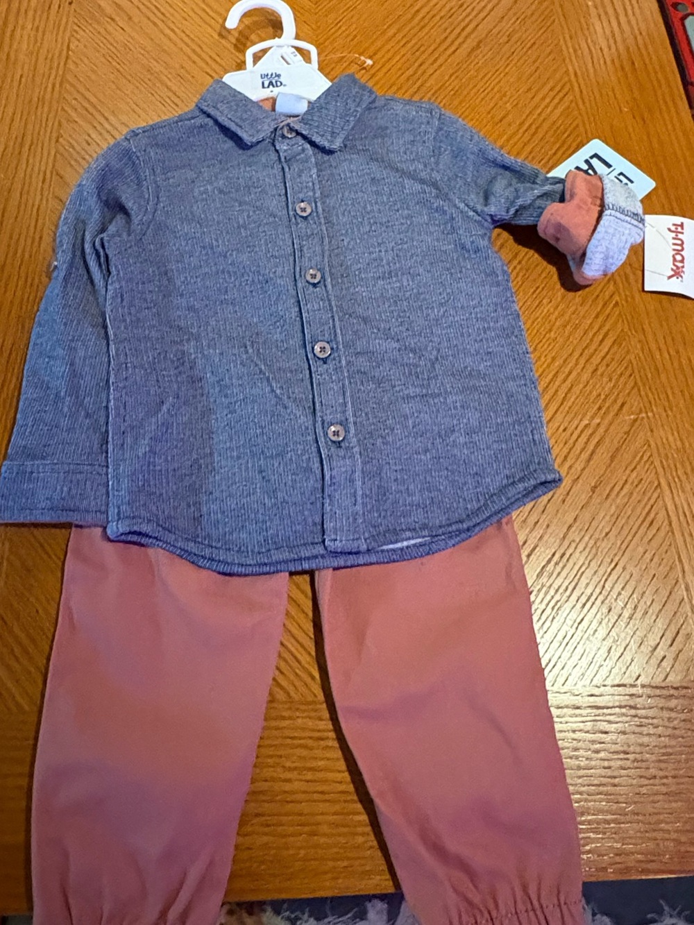 Little lad 18 month outfit set